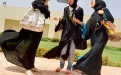 女子买房少45平